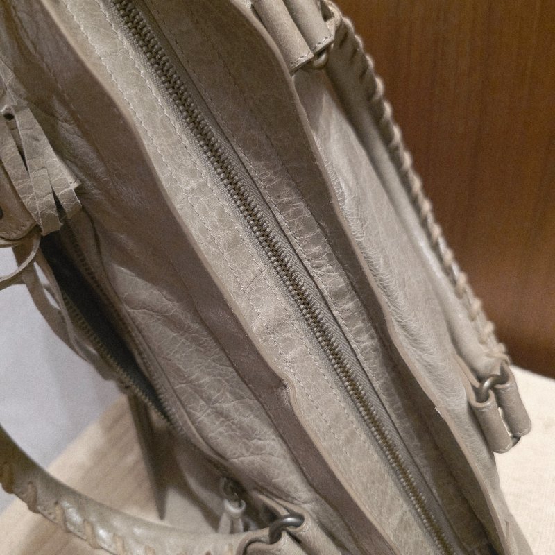 Balenciaga 巴黎世家 中款 機車包 氣質灰-43