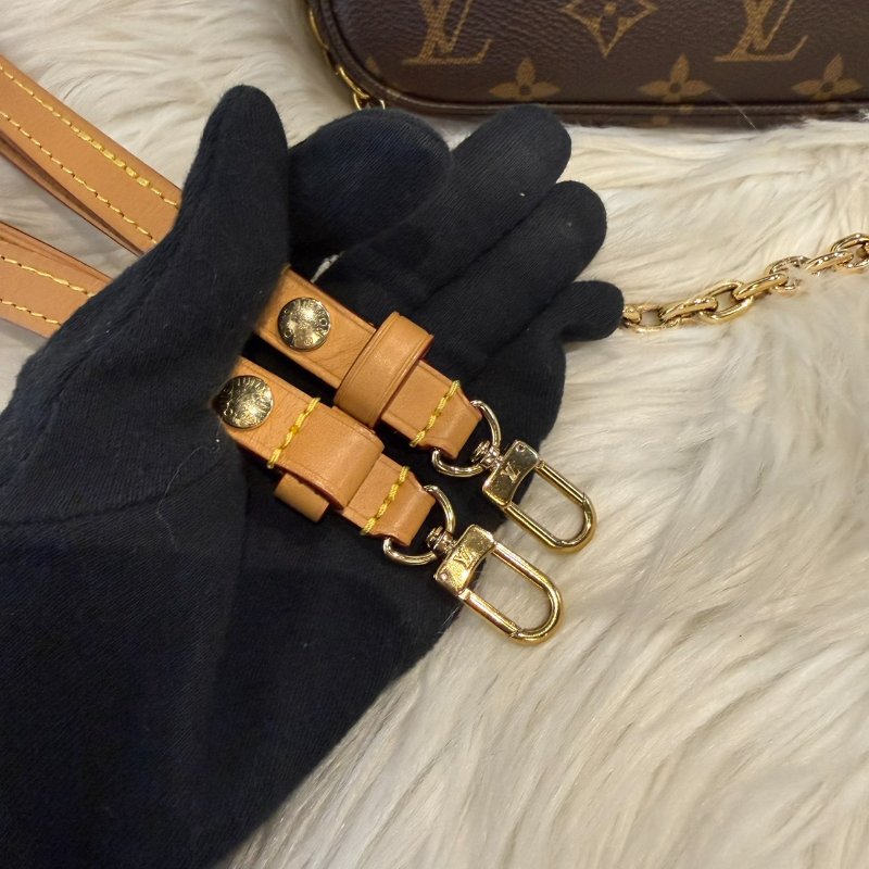 LV Wallet on Chain Ivy 肩包-6