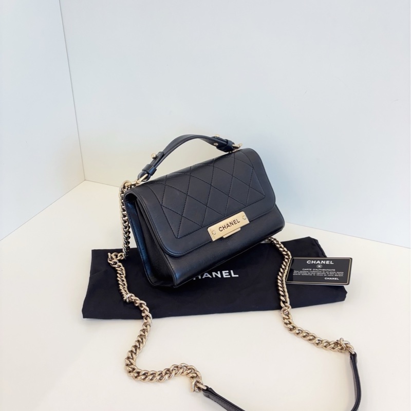 ✨Chanel 黑金 flap handle 郵差盒子包 小號-3