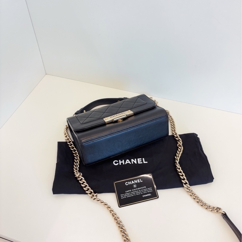 ✨Chanel 黑金 flap handle 郵差盒子包 小號-5