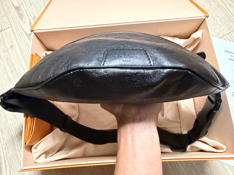 Lv 腰包-4