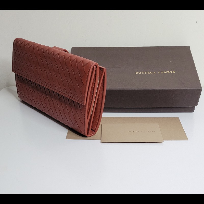 BV 🤎全新 超經典 長夾-1