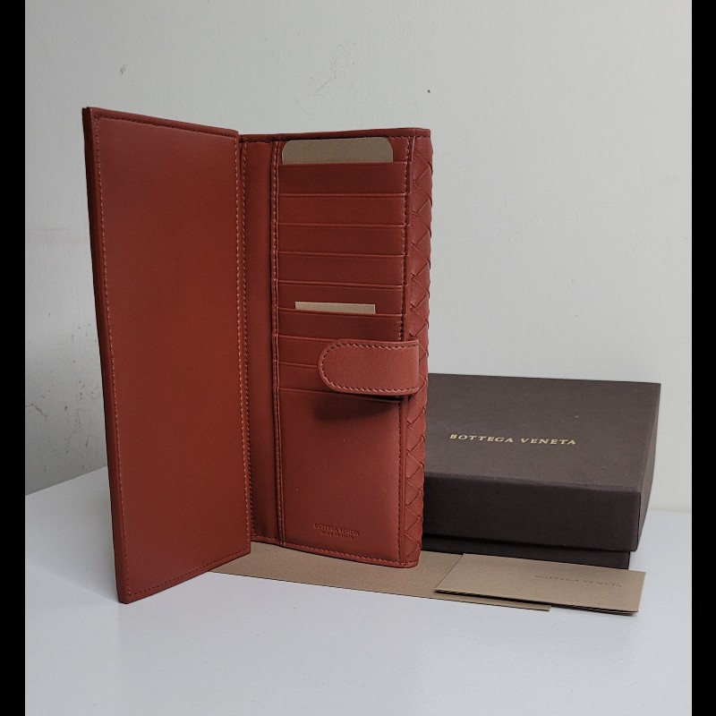 BV 🤎全新 超經典 長夾-3