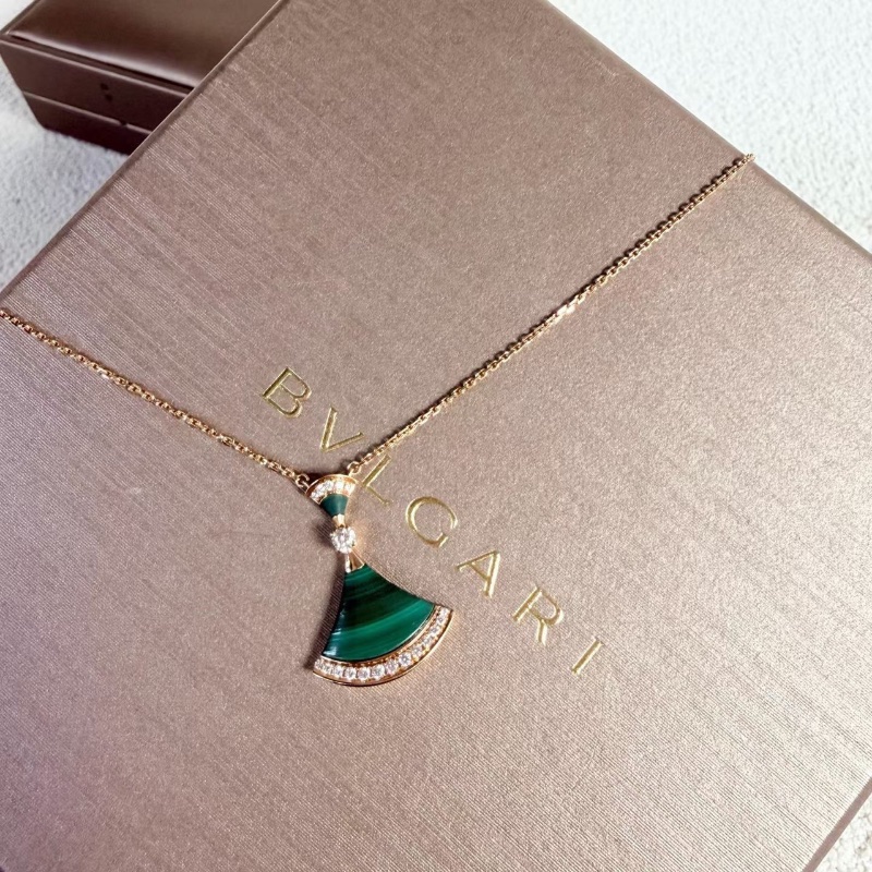 Bvlgari DIVAS’DREAM孔雀石 扇子項鍊 大號綠扇子 18k黃金 鏈長約43cm 98新配件盒子 保卡-2