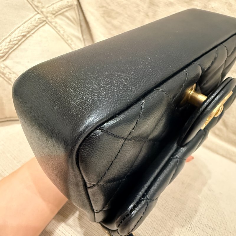 急售 CHANEL Mini Flap Bag-11