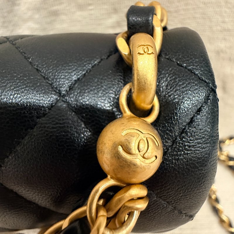 急售 CHANEL Mini Flap Bag-17