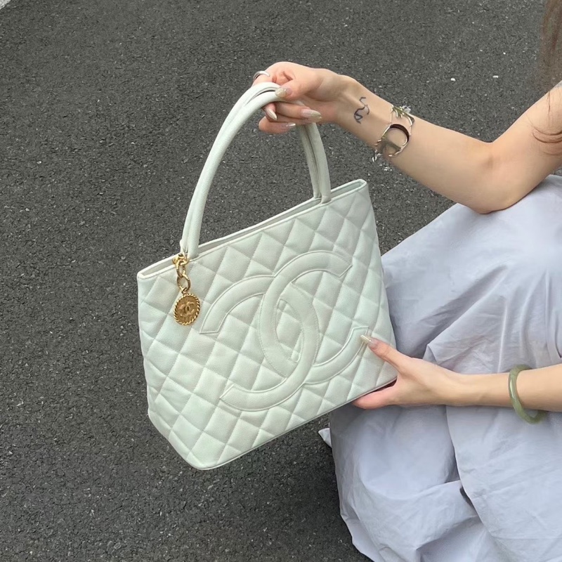 Chanel 中古希爾頓手提包 白金 荔枝皮 30*25*15 98新配件塵袋-1