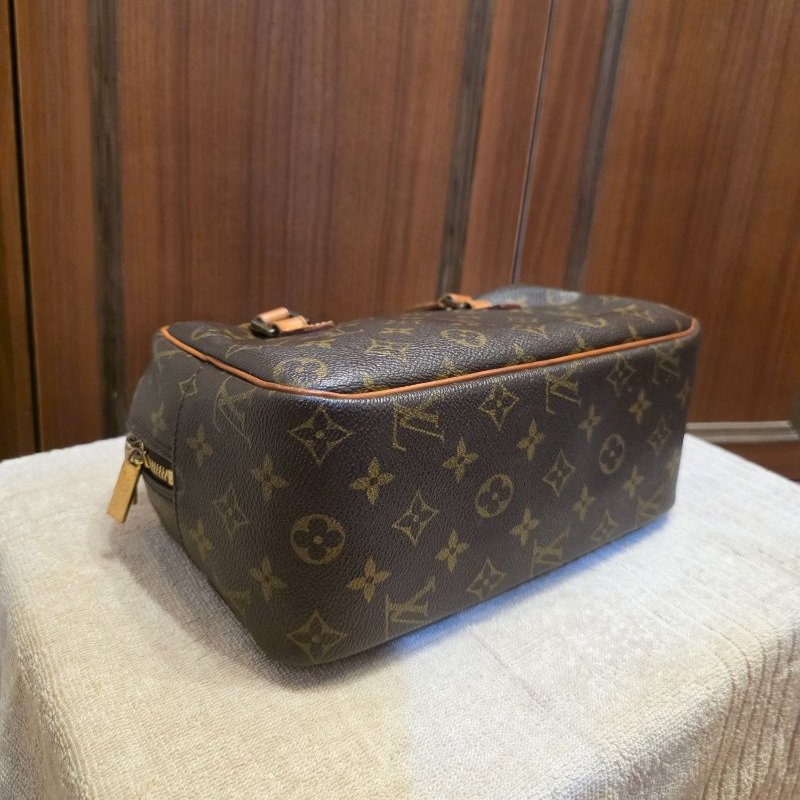 Louis Vuitton LV原花 可愛 開口笑 微笑包 肩背包 腋下包-11