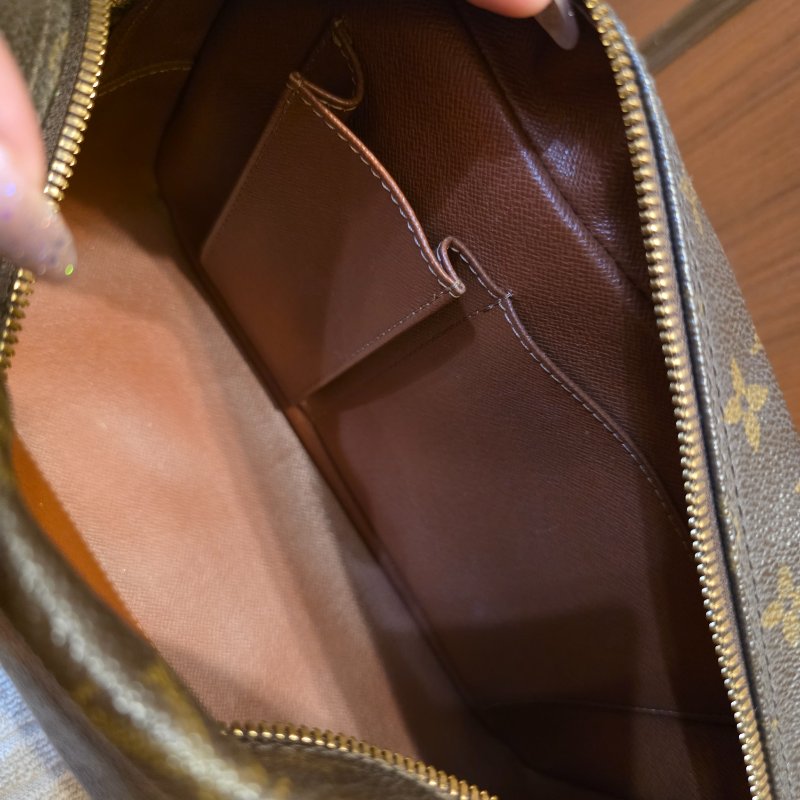 Louis Vuitton LV原花 可愛 開口笑 微笑包 肩背包 腋下包-14