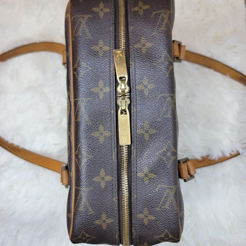 Louis Vuitton LV原花 可愛 開口笑 微笑包 肩背包 腋下包-26