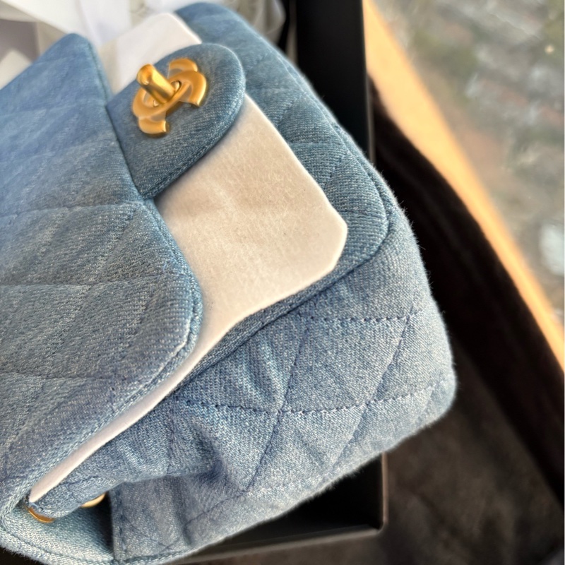 香奈兒 丹寧金球mini 方胖子-10