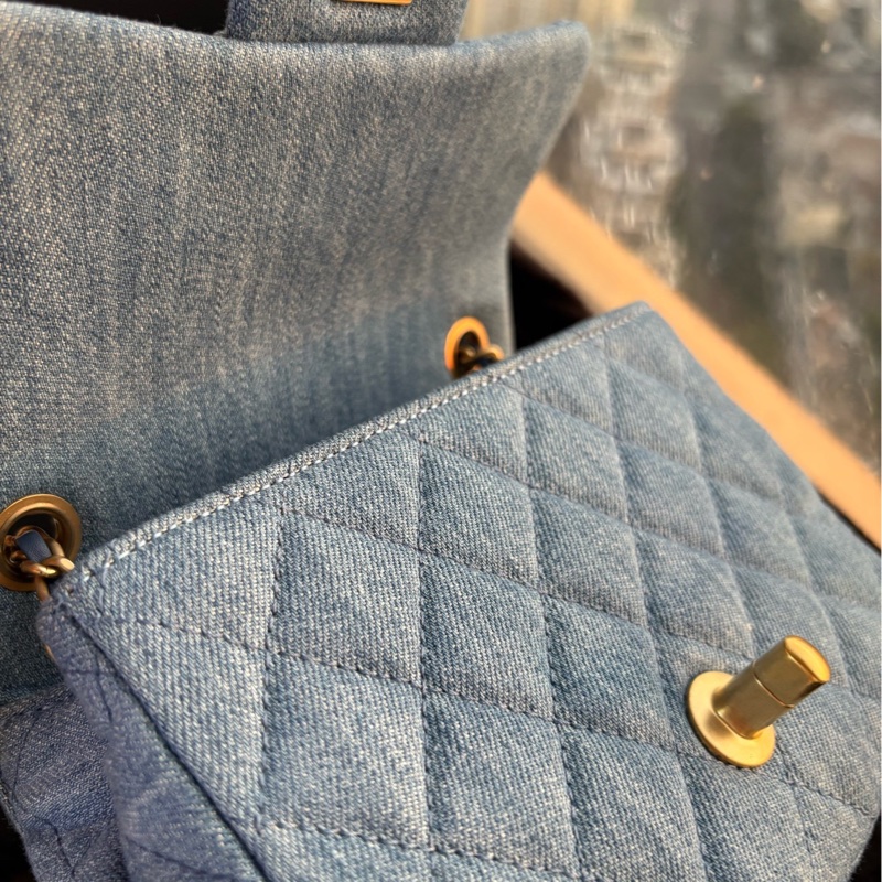 香奈兒 丹寧金球mini 方胖子-12