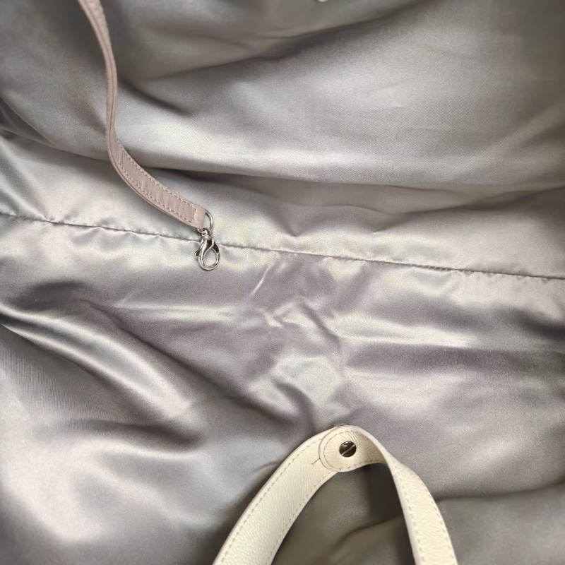 Chanel 2.55雙子星肩背包奶白色 銀扣 荔枝皮 45*30*15  98新配件塵袋-2