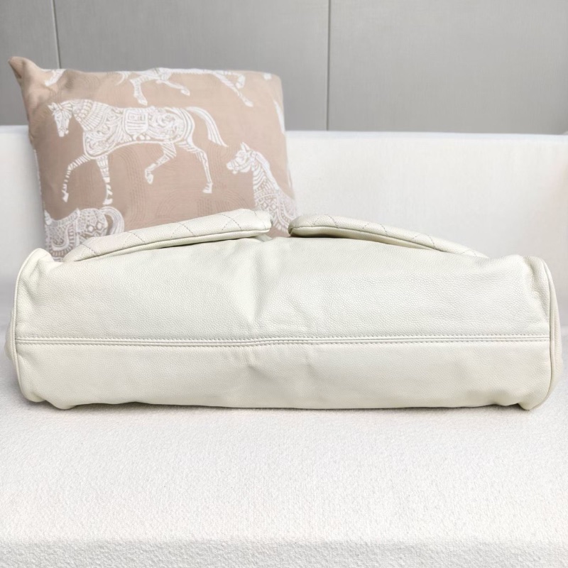 Chanel 2.55雙子星肩背包奶白色 銀扣 荔枝皮 45*30*15  98新配件塵袋-5