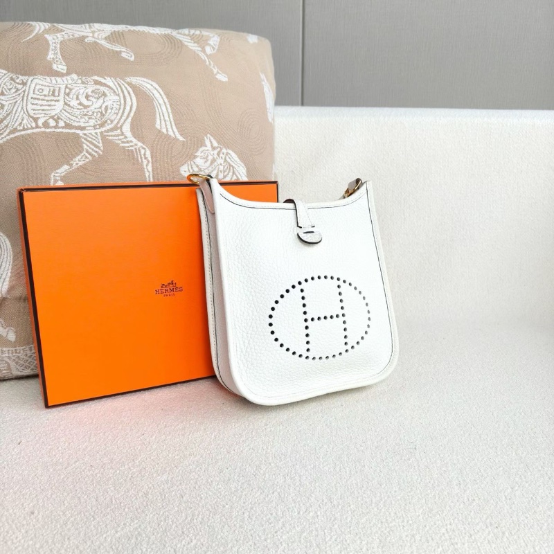 Hermes Evelyne mini白色 TC皮 金扣17*19*6  98新配件盒子 塵袋 肩帶 購證-4