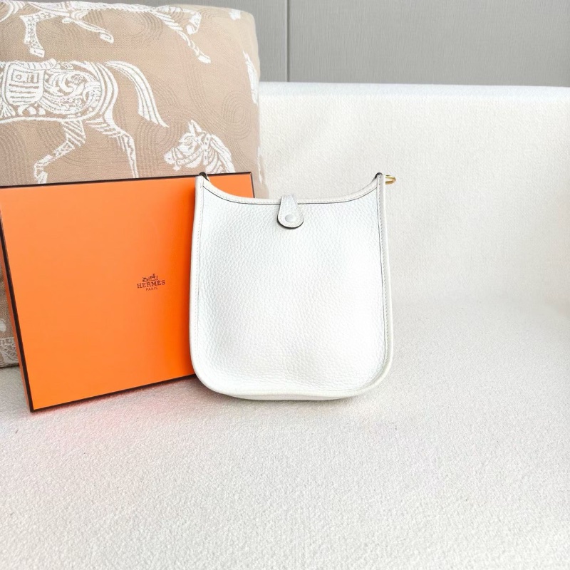 Hermes Evelyne mini白色 TC皮 金扣17*19*6  98新配件盒子 塵袋 肩帶 購證-6