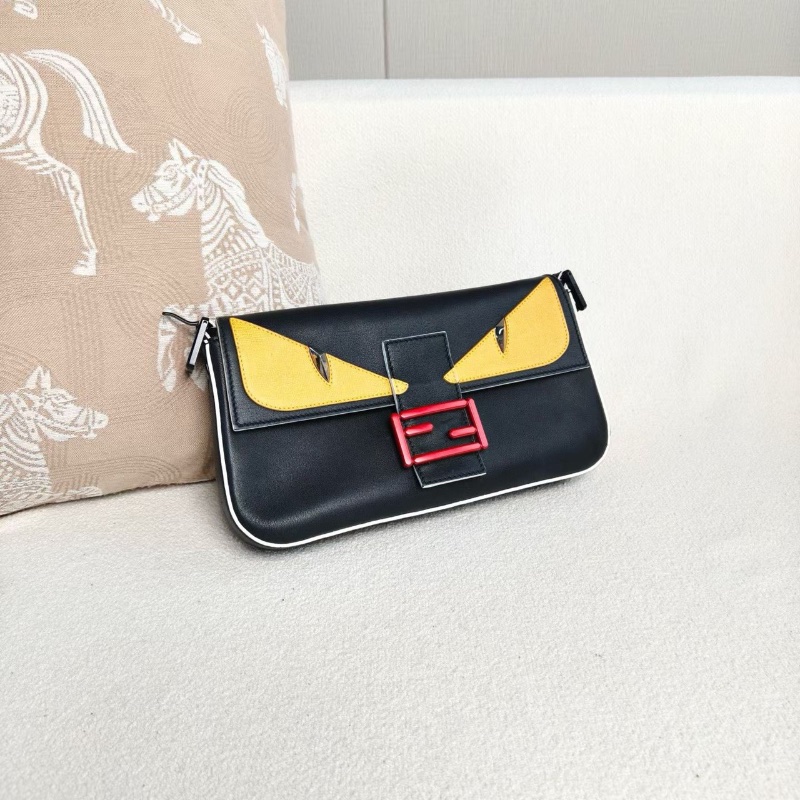 Fendi 小怪獸法棍包 牛皮27*15*4.5 98新肩帶塵袋-5