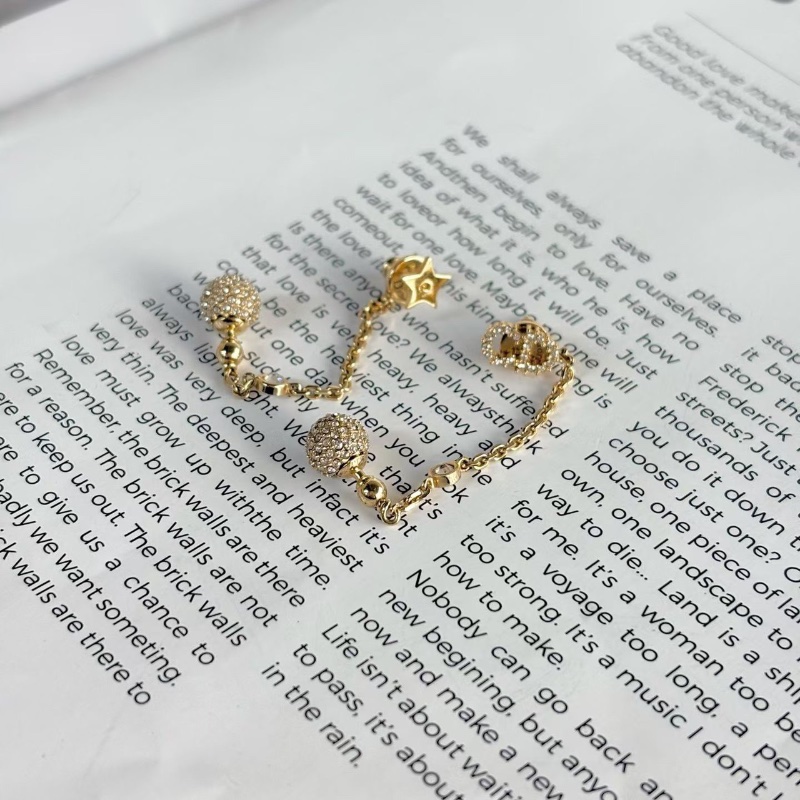 Dior La petite Tribale滿鑽CD星星字母 墜長6cm  98新配件塵袋-5