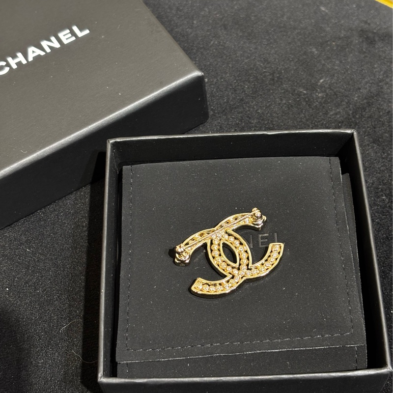 Chanel 員購胸針 小型 珍珠 水鑽-3