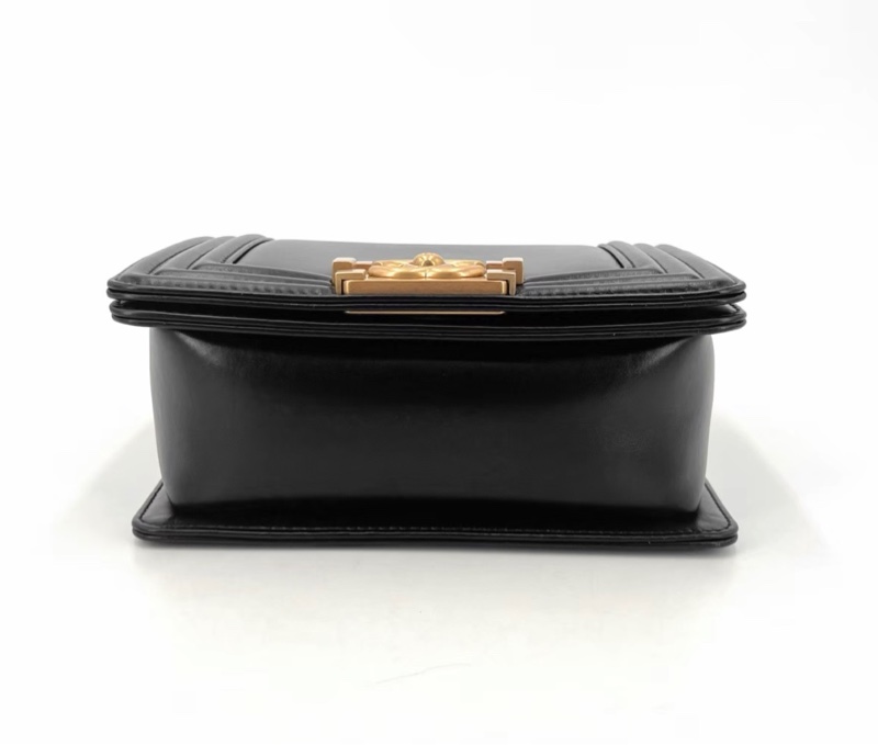 Chanel 22c 黑金 leboy mini 芯片 黑金鍊條 牛皮 光面-4