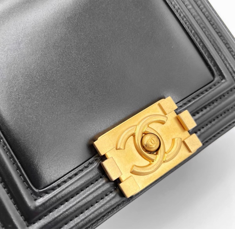 Chanel 22c 黑金 leboy mini 芯片 黑金鍊條 牛皮 光面-6