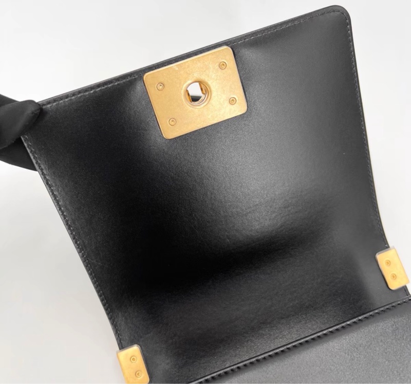 Chanel 22c 黑金 leboy mini 芯片 黑金鍊條 牛皮 光面-7