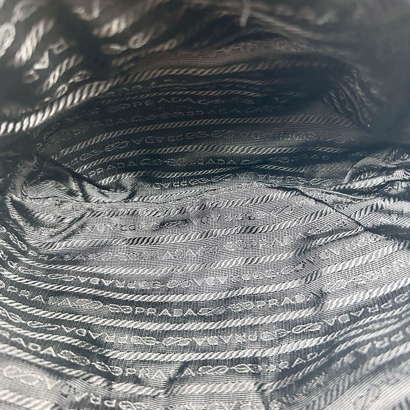 「JL精品代購」Prada黑銀小號降落傘尼龍雙肩包-15