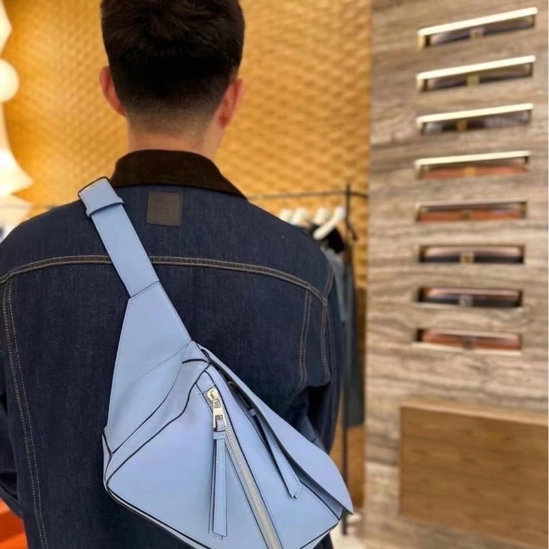 LOEWE PUZZLE胸腰包 淺藍色-3