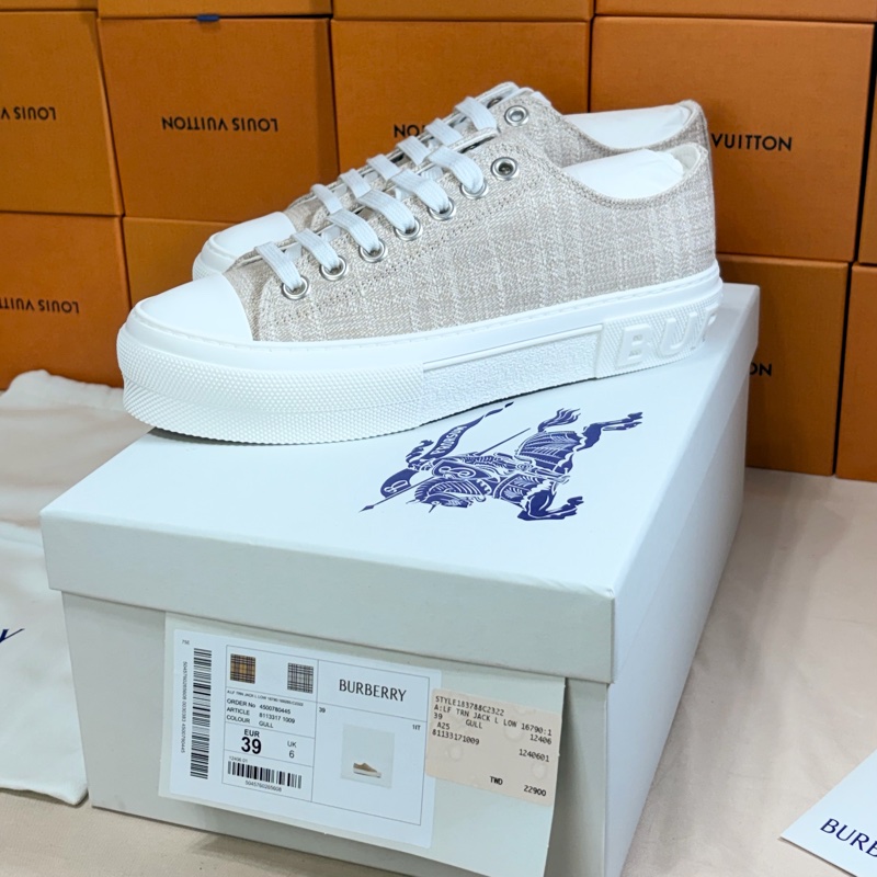 🎁全新未試穿 新款盒裝 ‼️全台最甜 Burberry 巴寶莉 超美厚底休閒鞋 （原價22900）-2