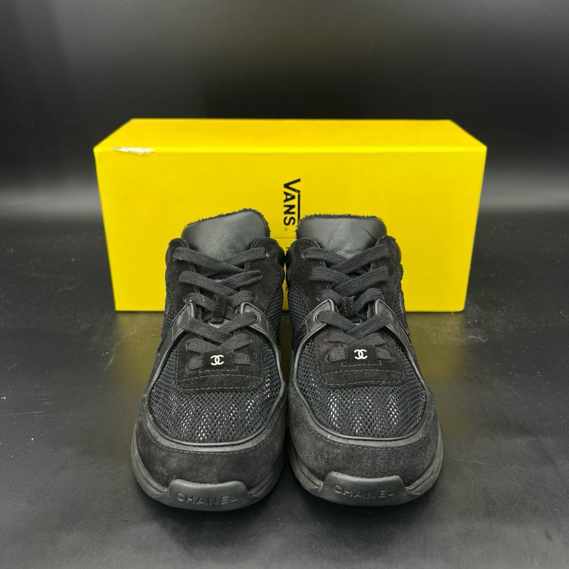 Chanel香奈兒 雙C 黑武士 size 36.5 碼-1