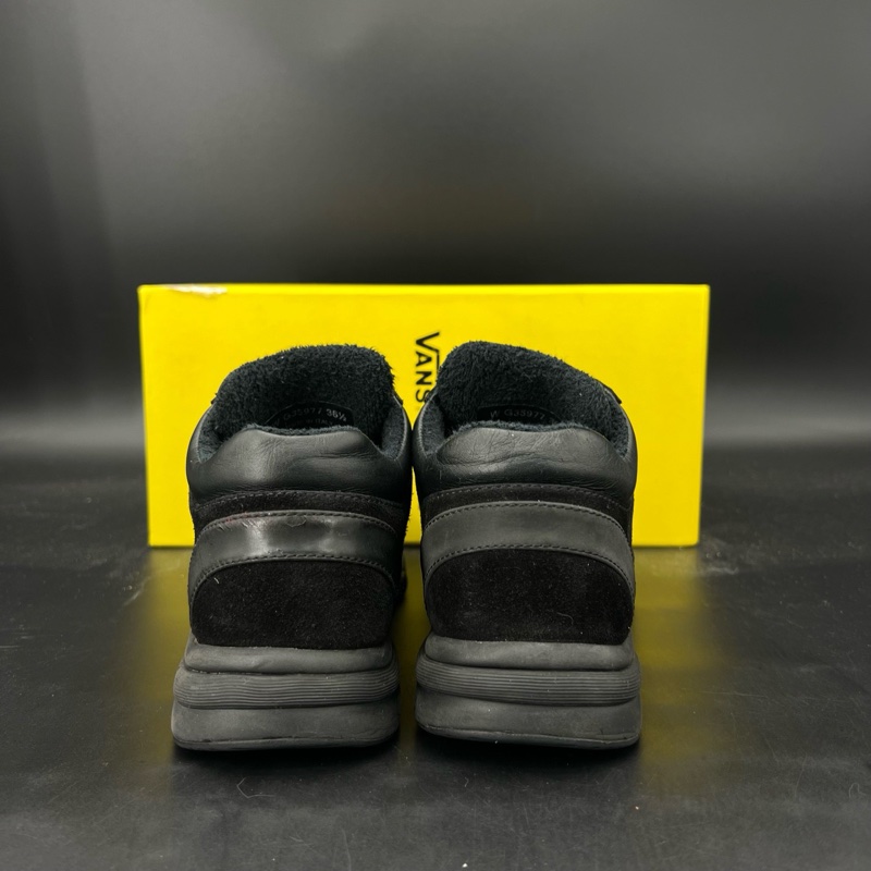 Chanel香奈兒 雙C 黑武士 size 36.5 碼-2