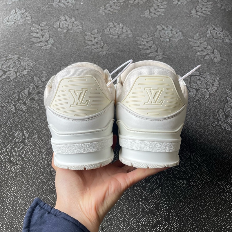 lv trainer男装純白42碼-9