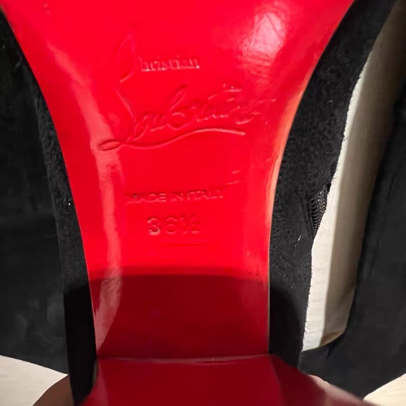 Christian Louboutin过膝靴尺码36码半偏小,跟高10.5-1