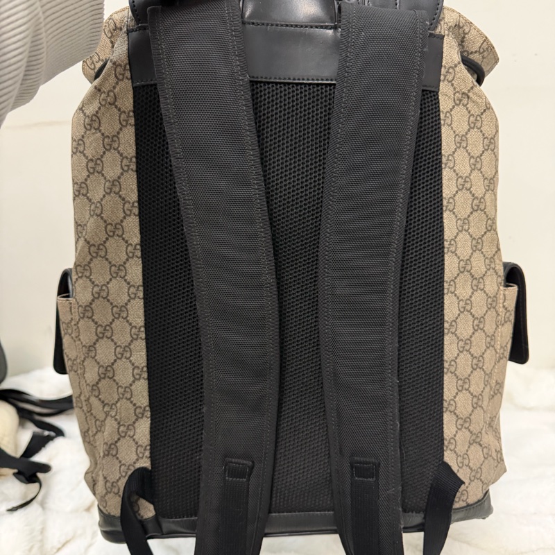 Gucci雙肩老花後背包-1