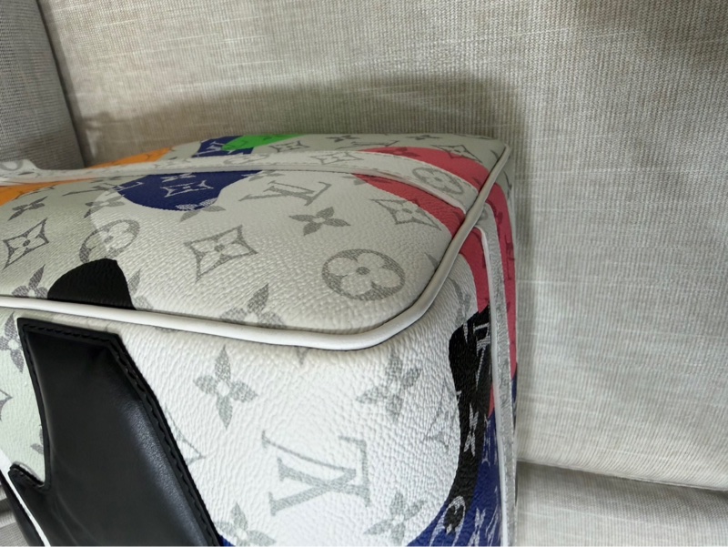 LV 白花 眼睛系列旅行袋#45公分#晶片款#限量版#-10