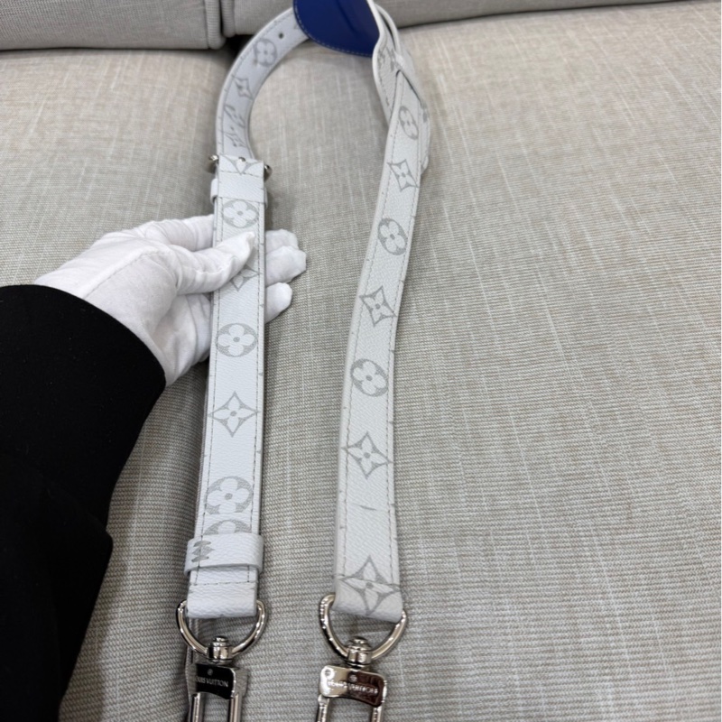 LV 白花 眼睛系列旅行袋#45公分#晶片款#限量版#-31