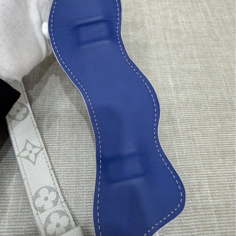 LV 白花 眼睛系列旅行袋#45公分#晶片款#限量版#-33