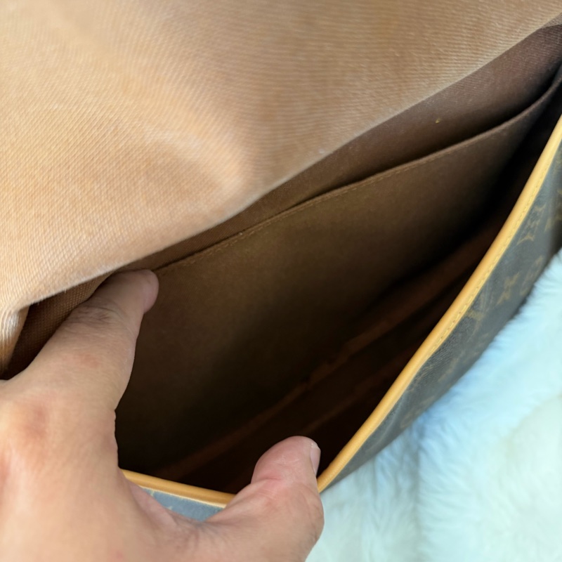 Lv雙子星馬鞍包（M42256)小號-11