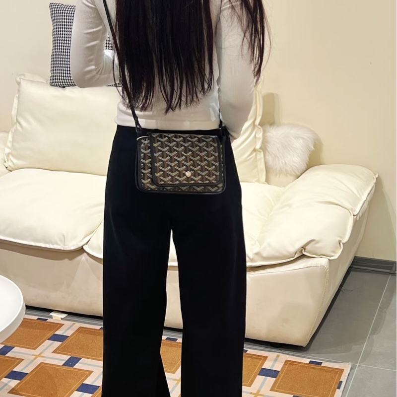 Goyard戈雅狗牙經典plumet黑色老花信封包 斜背包-2