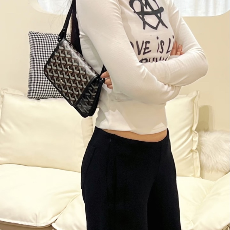 Goyard戈雅狗牙經典plumet黑色老花信封包 斜背包-3