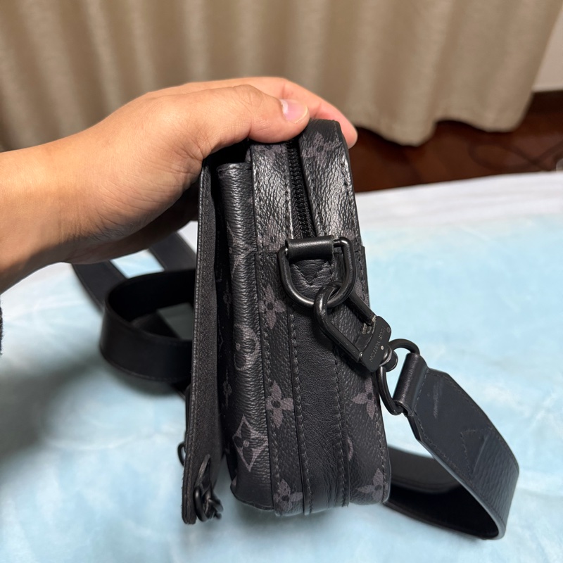 Lv黑色老花STEAMER 郵差包（M45585）新片款-4