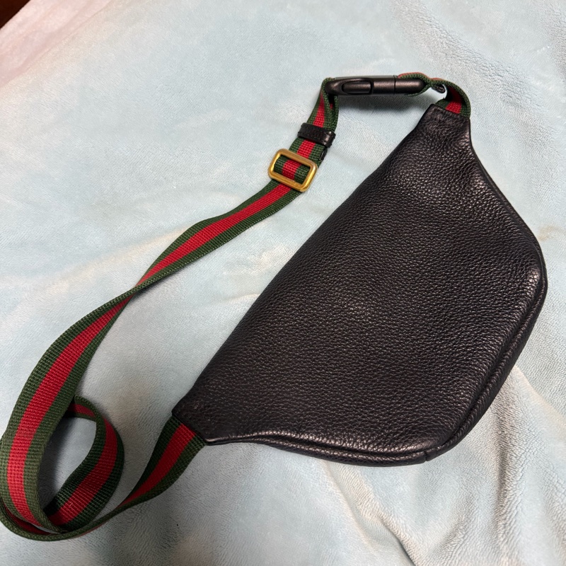 Gucci黑色牛皮印花腰包(小號）-1