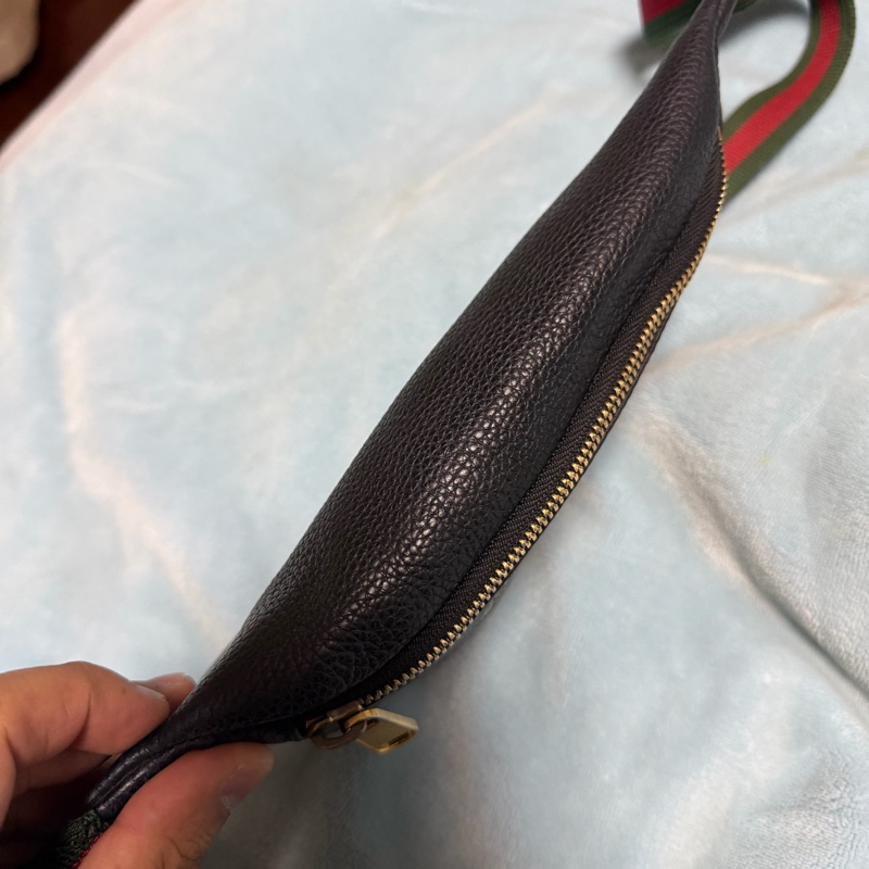 Gucci黑色牛皮印花腰包(小號）-5