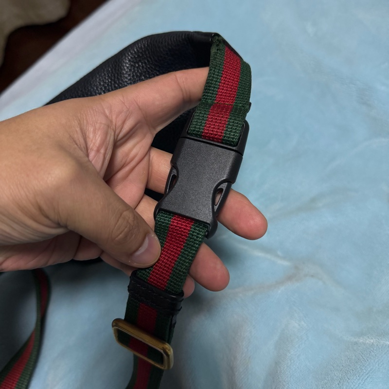 Gucci黑色牛皮印花腰包(小號）-6