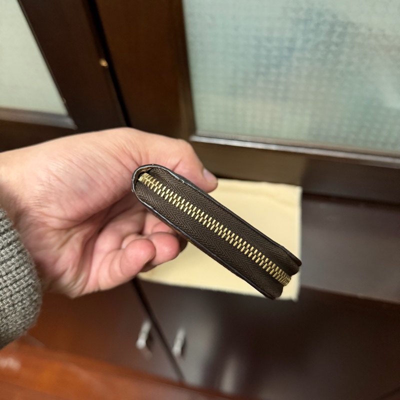 Lv經典老花零錢包（M60067)-4