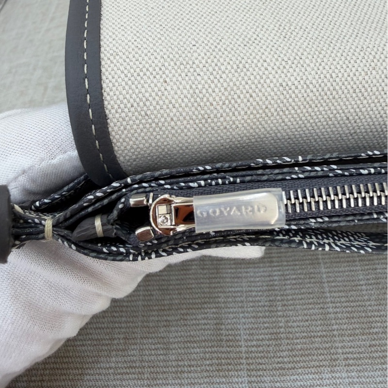 Goyard戈雅狗牙經典plumet灰色老花信封包小號背包-26