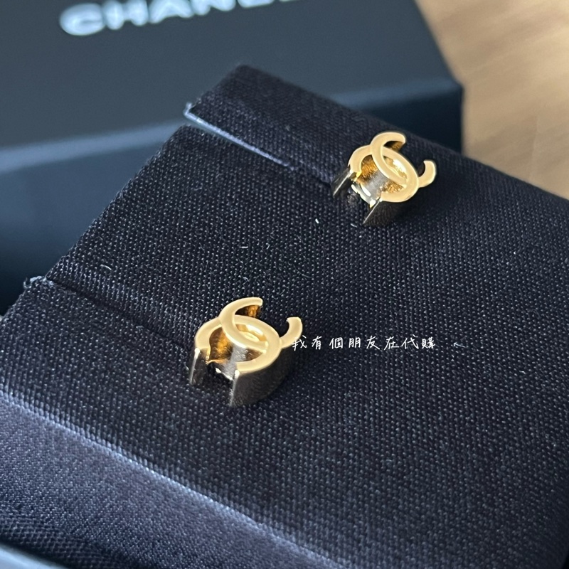 《我有個朋友在代購》香奈兒迷你金磚CC耳環-2