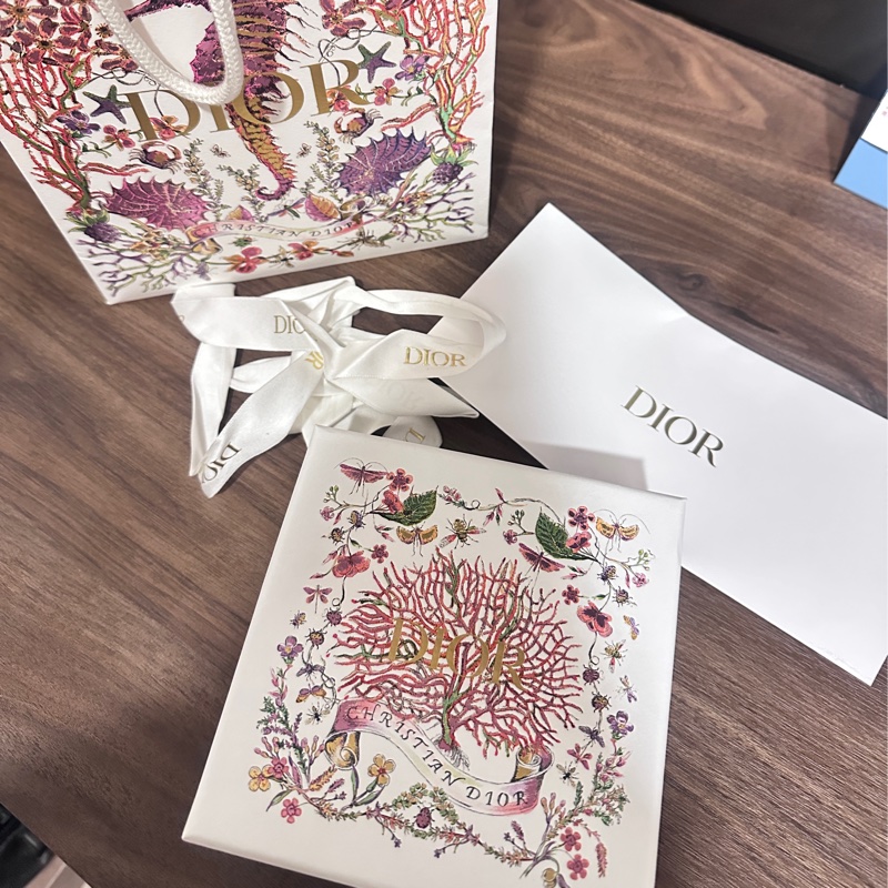 Dior聖誕限定短夾-5