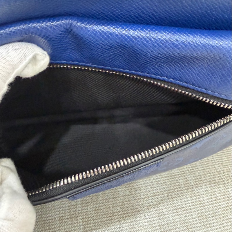 LV M30242 outdoor Monogram藍色老花拼皮郵差 斜背包-24