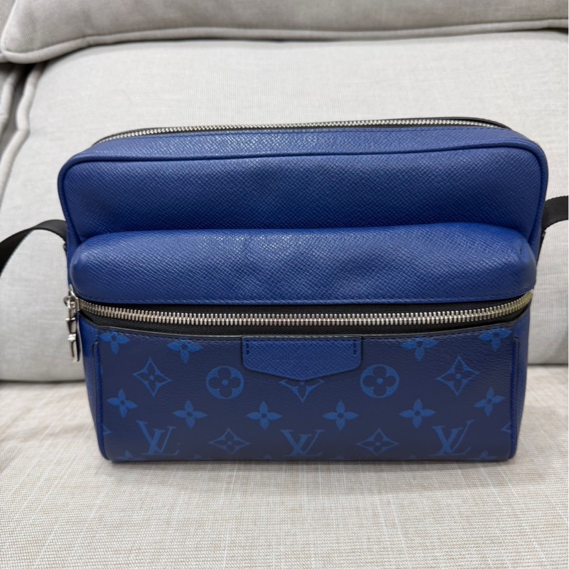 LV M30242 outdoor Monogram藍色老花拼皮郵差 斜背包-36